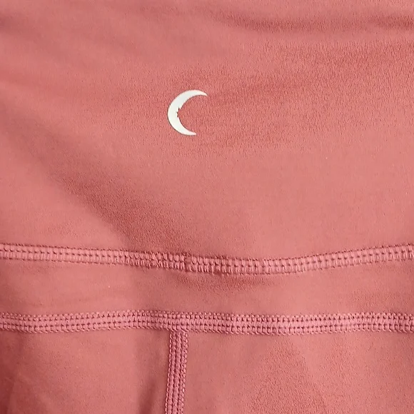 ZYIA Women's Brick Red High Rise Cropped Leggings SZ 6-8 - Picture 5 of 7